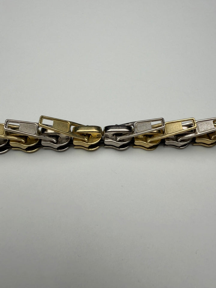 Zipper-Chocker Halskette Silber/ Gold Nahaufnahme