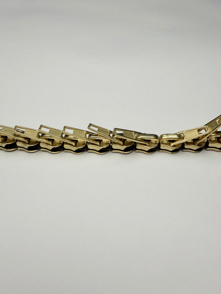 Zipper-Chocker Halskette Gold Nahaufnahme