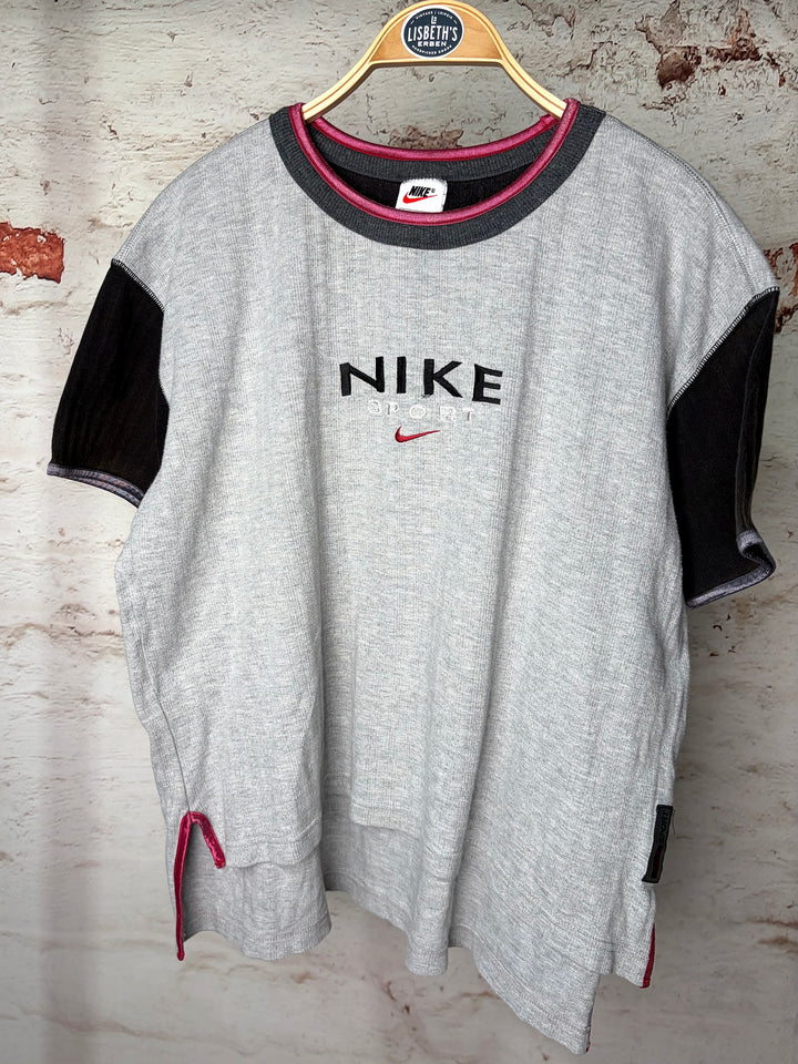 Nike Sport T-Shirt hellgrau schwarz pink Vorderansicht
