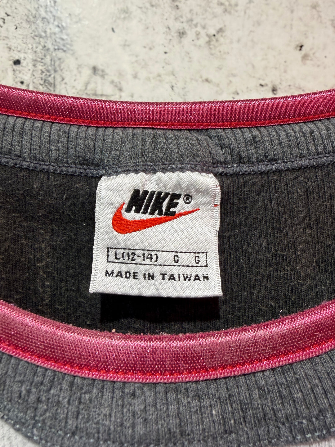 Nike Größenetikett G Made in Taiwan