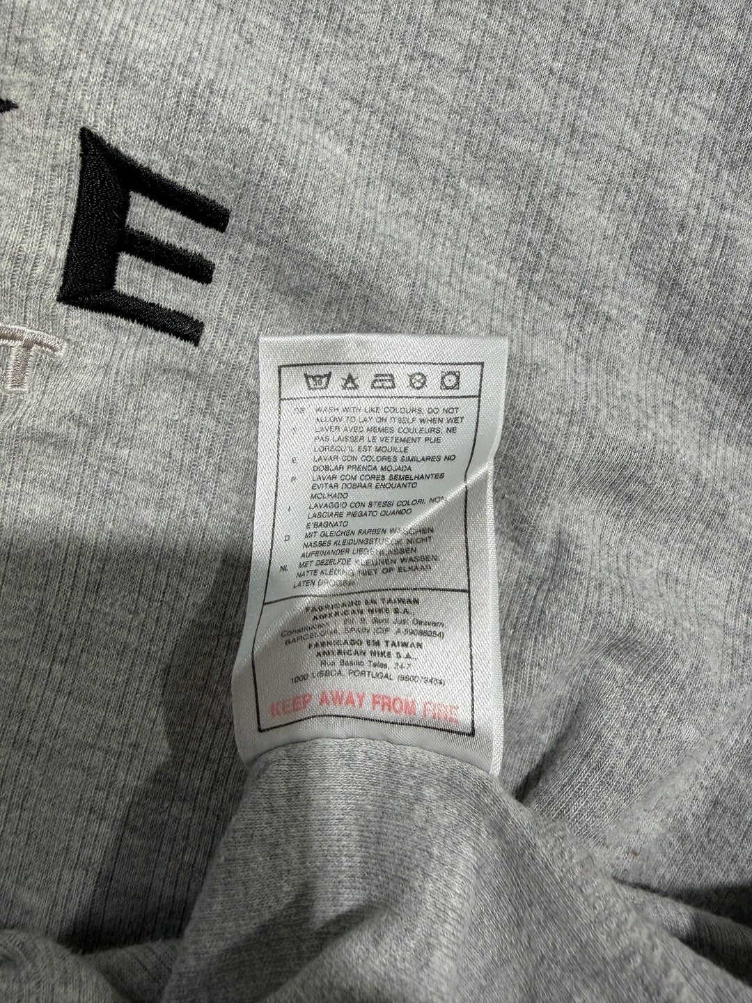 Nike T-Shirt Waschetikett Pflegehinweise