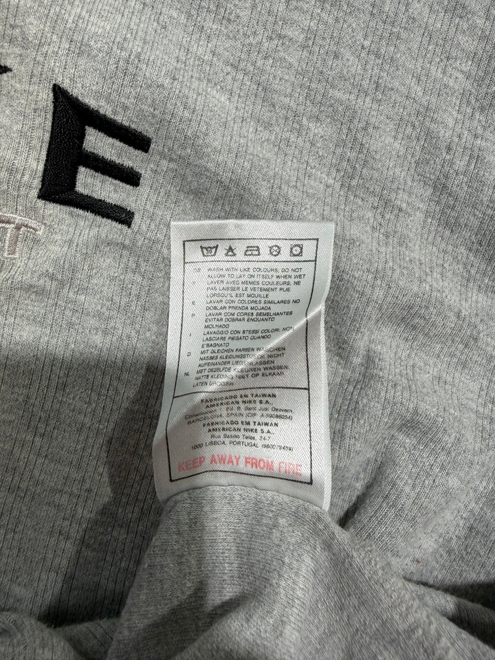 Nike T-Shirt Waschetikett Pflegehinweise